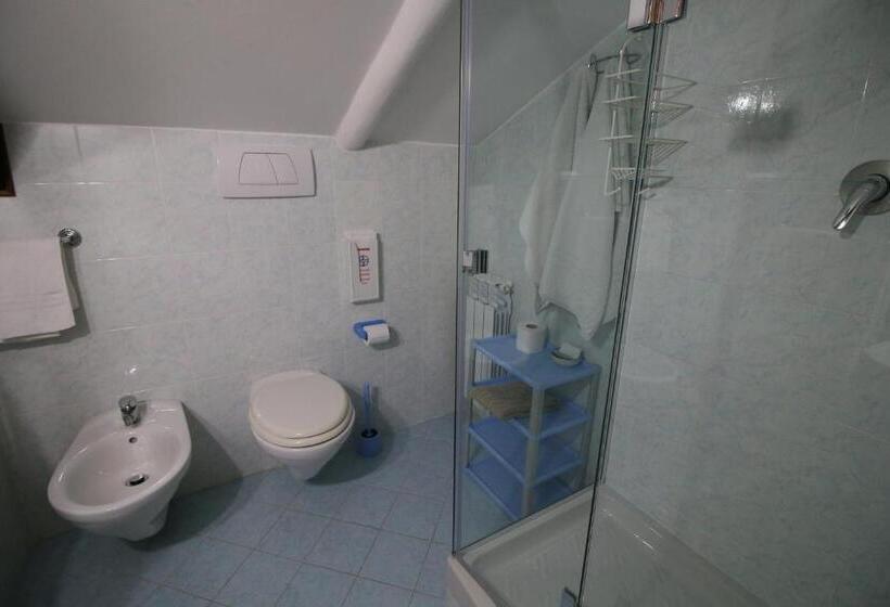 هتل Conero Camere