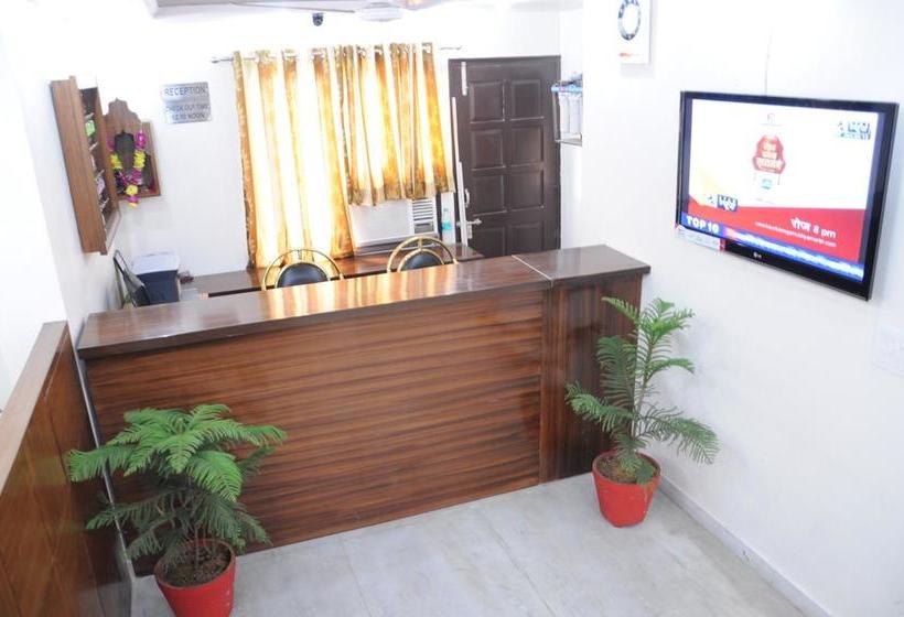 בית מלון כפרי Capital O 25053  Devi Palace