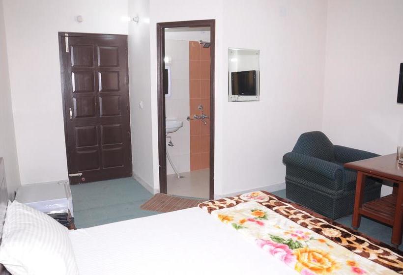 בית מלון כפרי Capital O 25053  Devi Palace