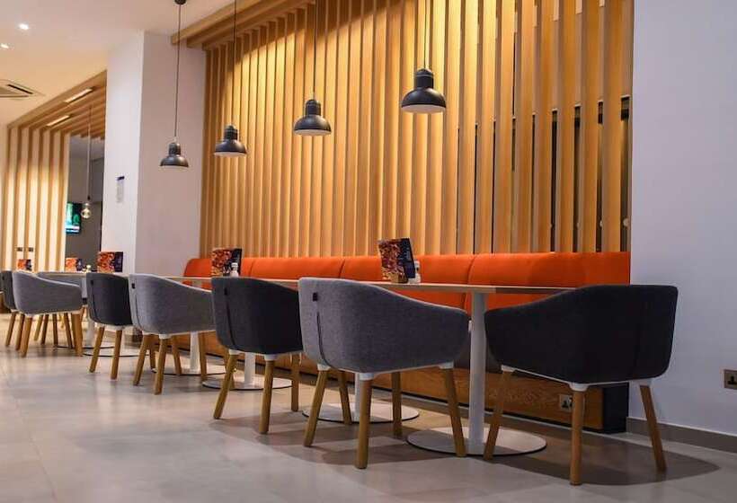 هتل Holiday Inn Express   Malta, An Ihg