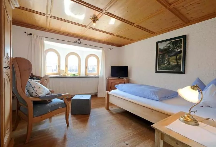 Hotelli Maier Zum Kirschner