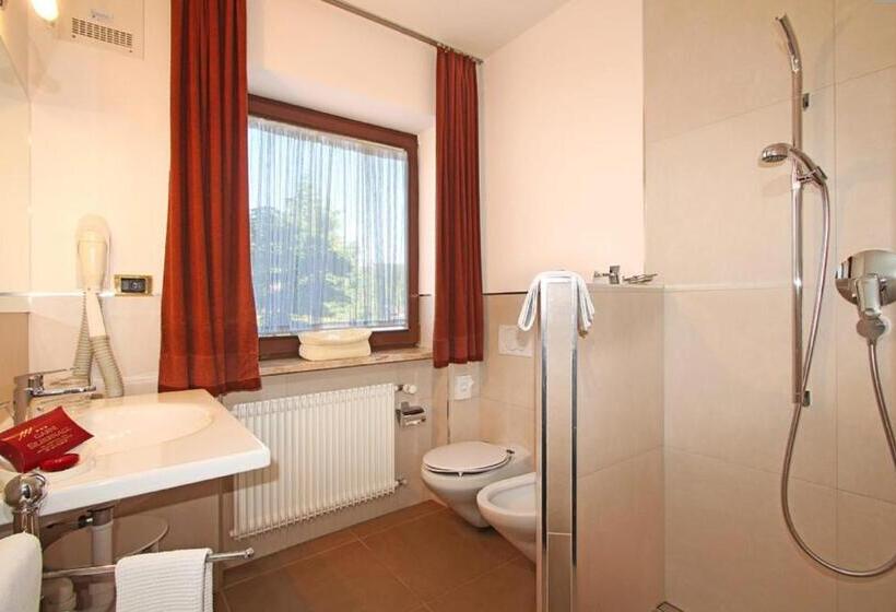 בית מלון כפרי Mayr