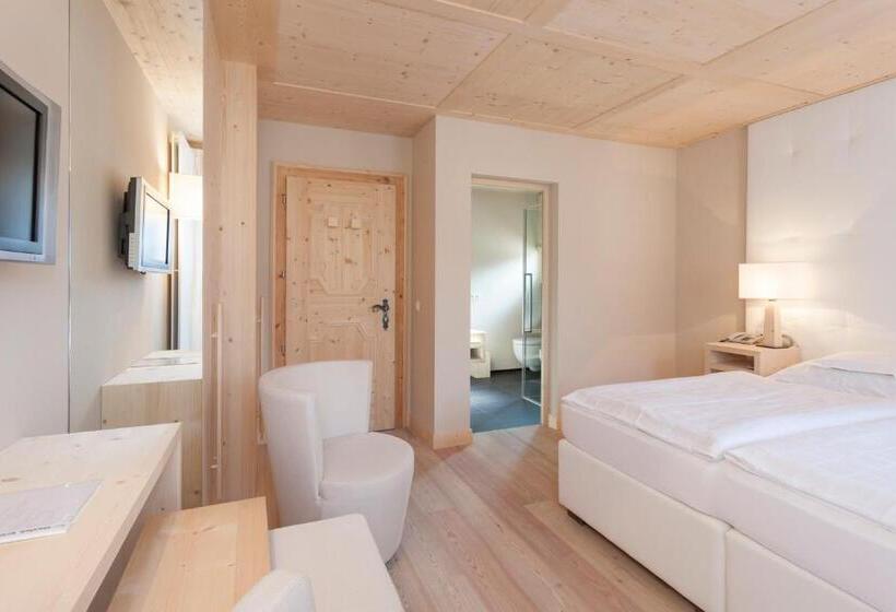 בית מלון כפרי Mayr