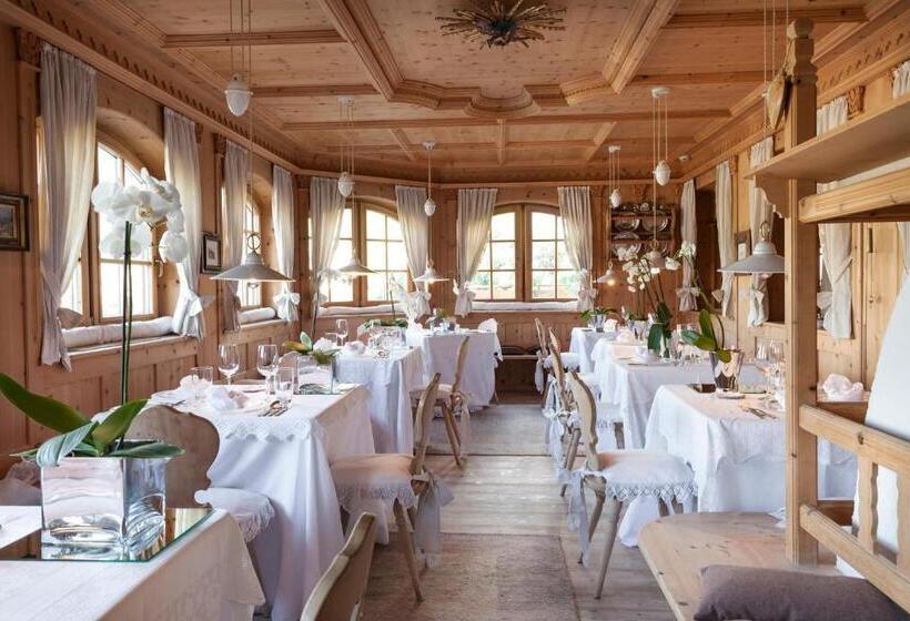 בית מלון כפרי Mayr