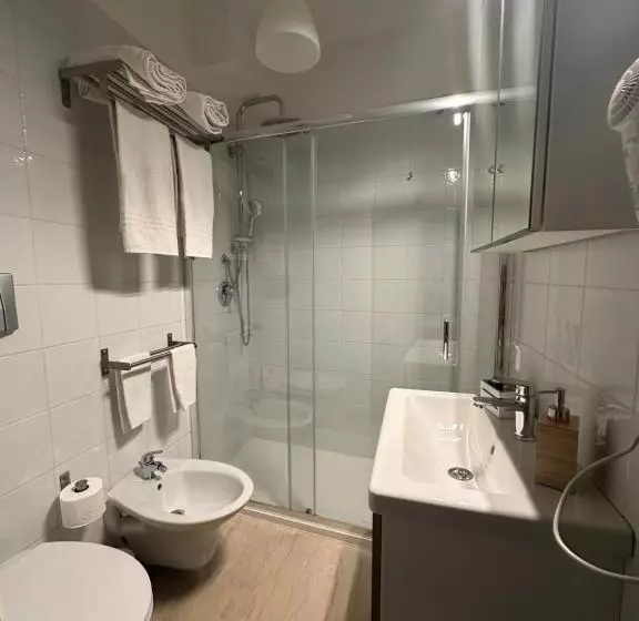 Aamiaismajoitus (B&B) Crispi 10