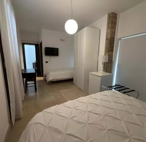 Aamiaismajoitus (B&B) Crispi 10