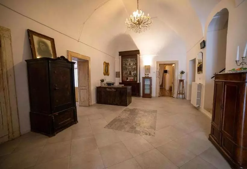 Aamiaismajoitus (B&B) Donna Elena