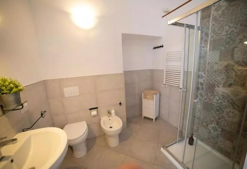 Aamiaismajoitus (B&B) Donna Elena