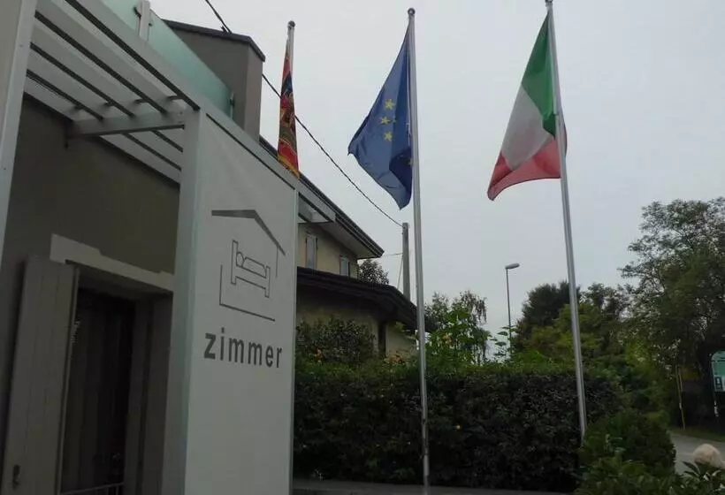 تختخواب و صبحانه Sweet Home