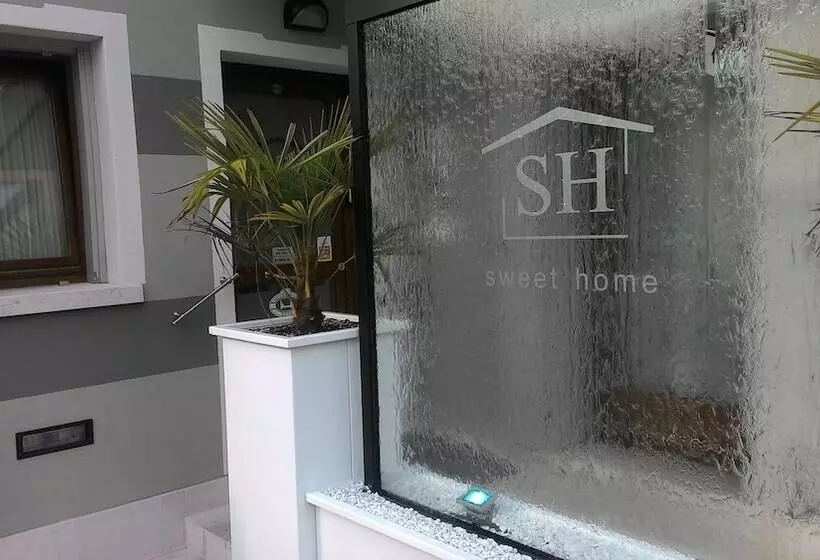 تختخواب و صبحانه Sweet Home