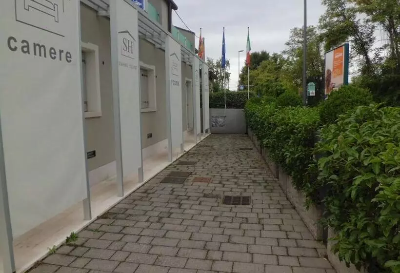 تختخواب و صبحانه Sweet Home