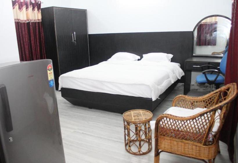 تختخواب و صبحانه The Idol Paradise