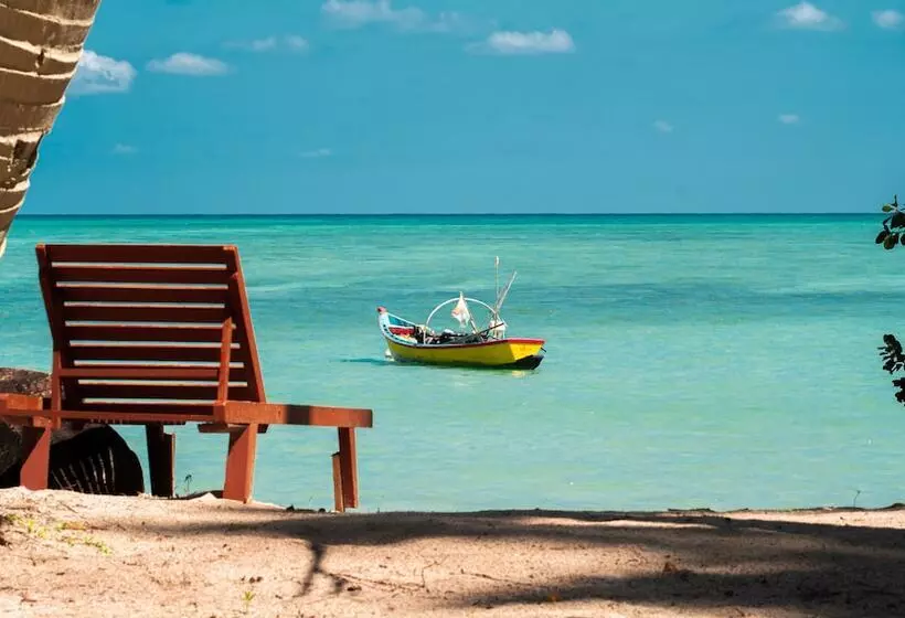 Coral Reef Resort & Spa, Havelock