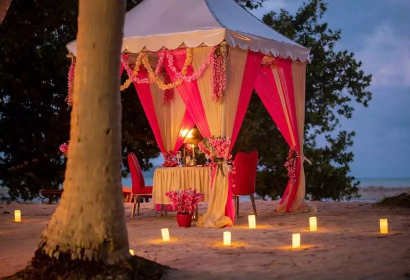 Coral Reef Resort & Spa, Havelock
