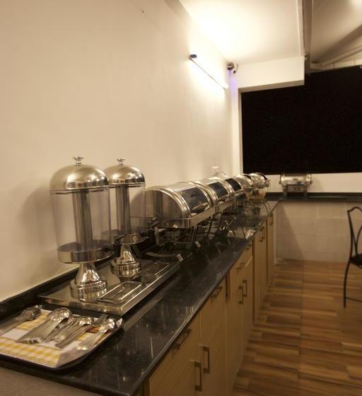 בית מלון כפרי Fab Grand Savoury Suites