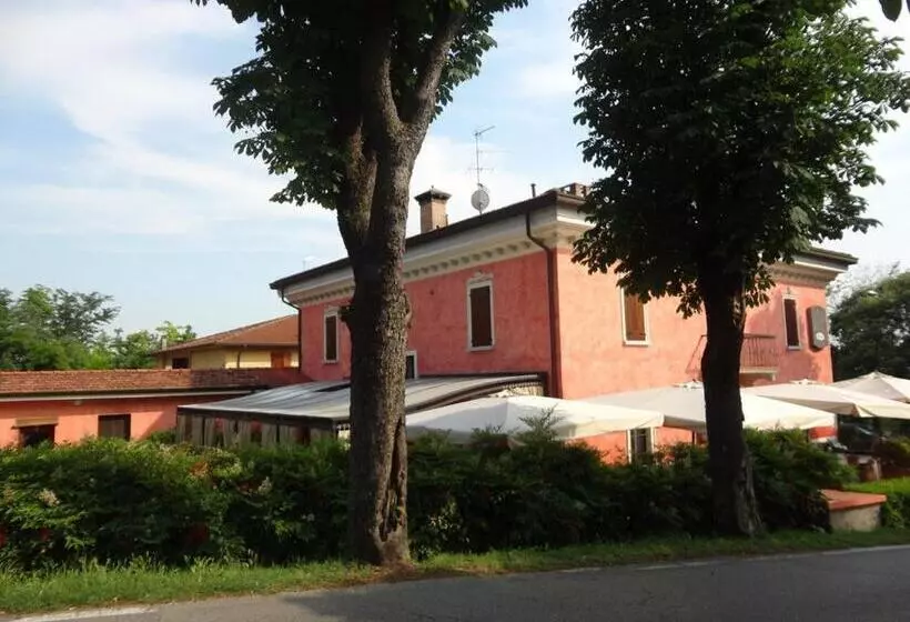 هتل La Valle