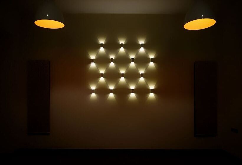 فندق Priyadarshini Pride