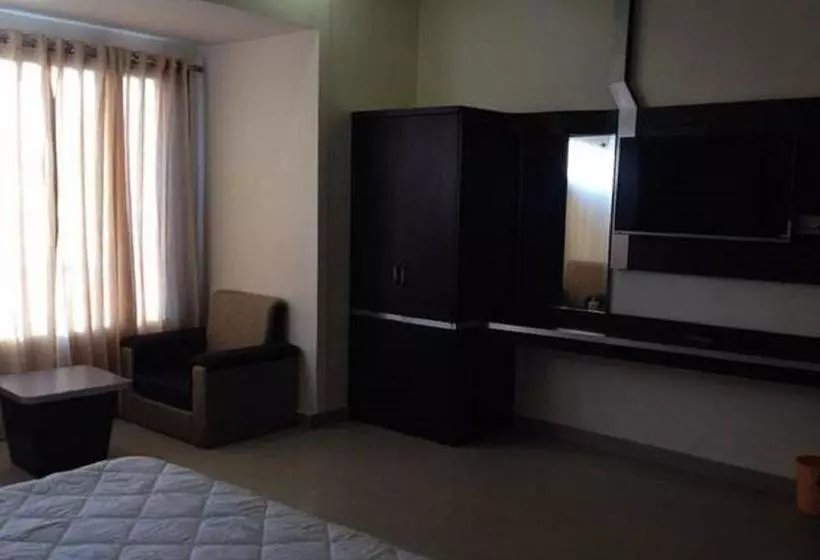 ホテル Sitara International