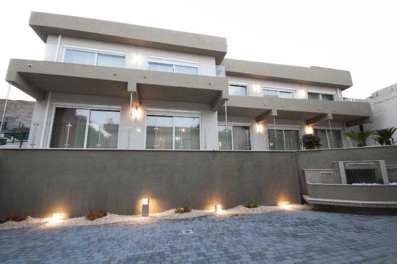 Zeus Hotel   Aparthotel   Meeting & Congress