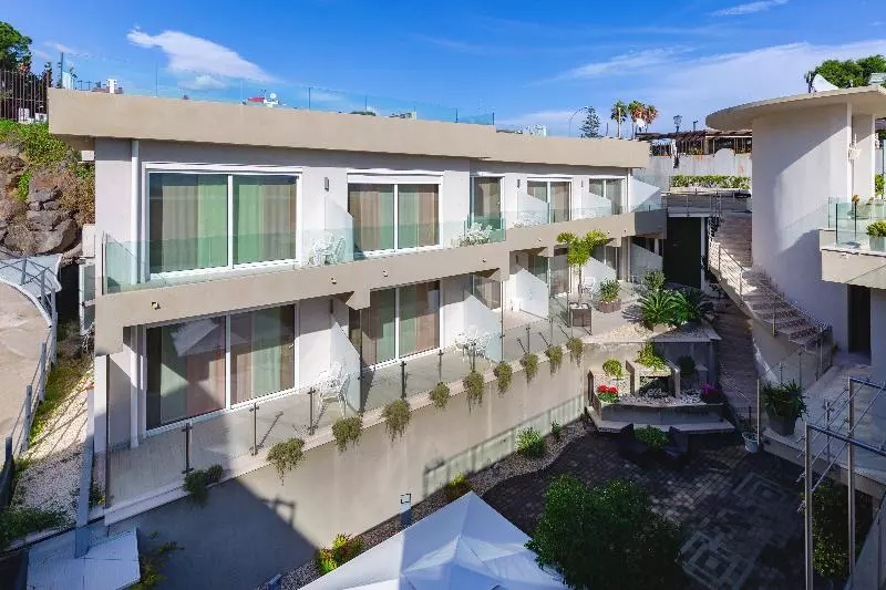 Zeus Hotel   Aparthotel   Meeting & Congress