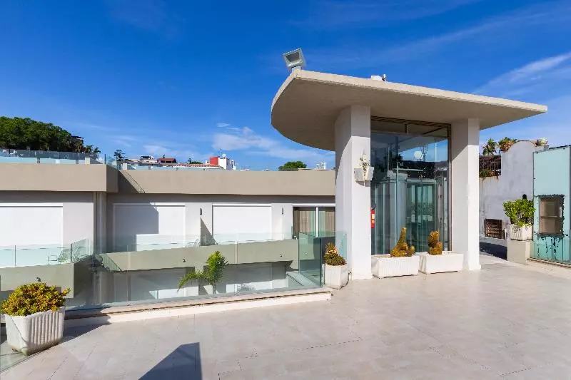 Zeus Hotel   Aparthotel   Meeting & Congress