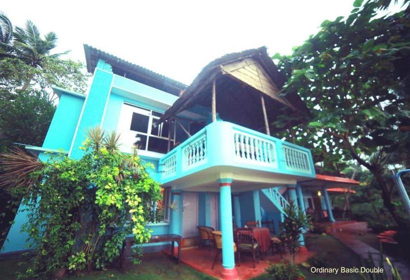 استراحتگاه Varkala Marine Palace