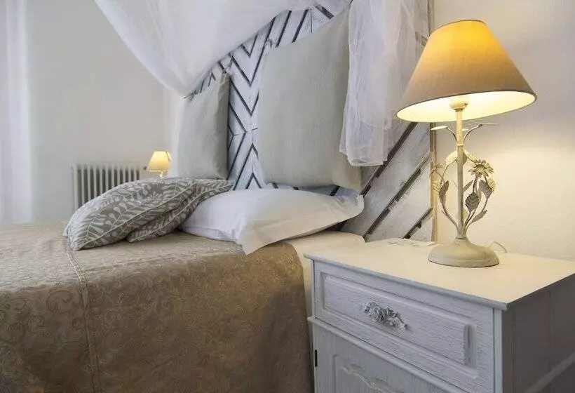 تختخواب و صبحانه 7 Rooms