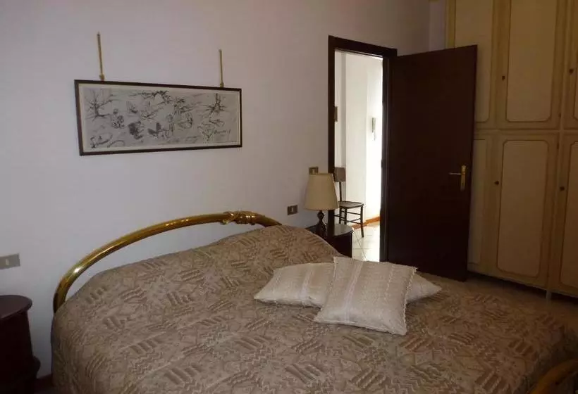 تختخواب و صبحانه Alle Porte Di Asti