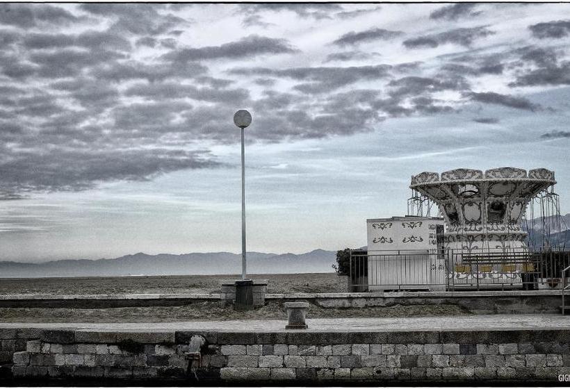 تختخواب و صبحانه La Casa Sul Molo