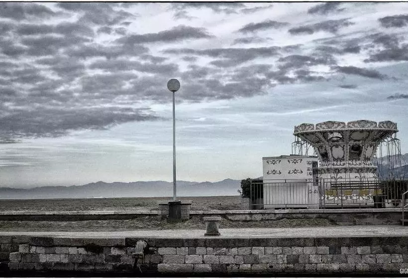 تختخواب و صبحانه La Casa Sul Molo