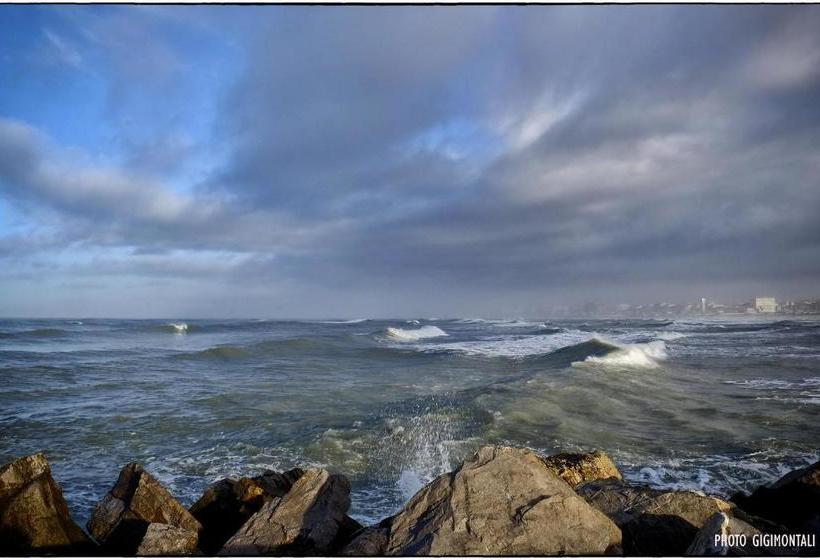 تختخواب و صبحانه La Casa Sul Molo