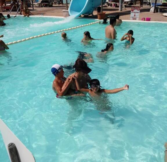 تختخواب و صبحانه La Casa Sul Molo