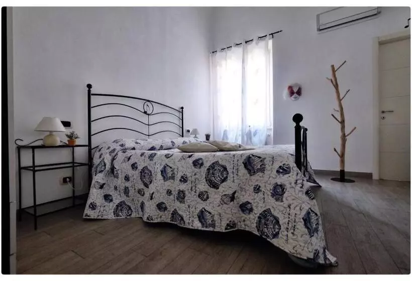 تختخواب و صبحانه La Casa Sul Molo