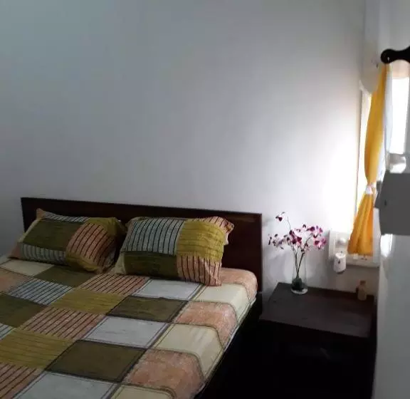 ベッドアンドブレックファースト Villa Khatun Guesthouse