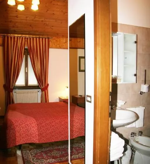 ホテル Albergo Garnì Cavento