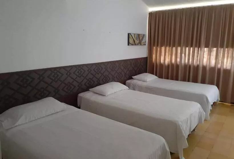 Hotelli Gimaura