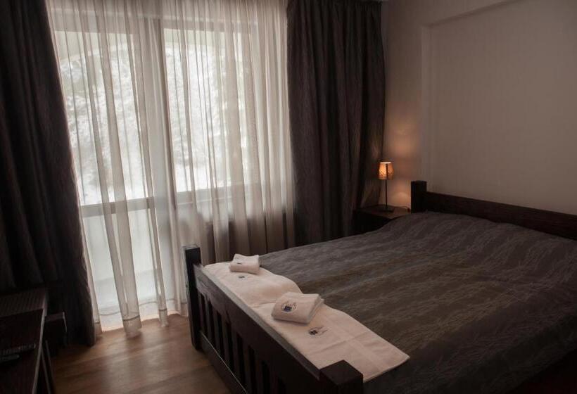 בית מלון כפרי Horlog Castle