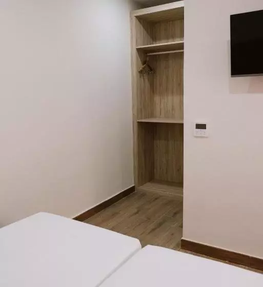 هتل Melilla Centro