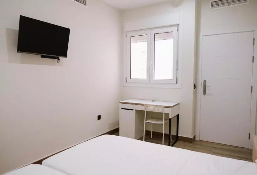 هتل Melilla Centro