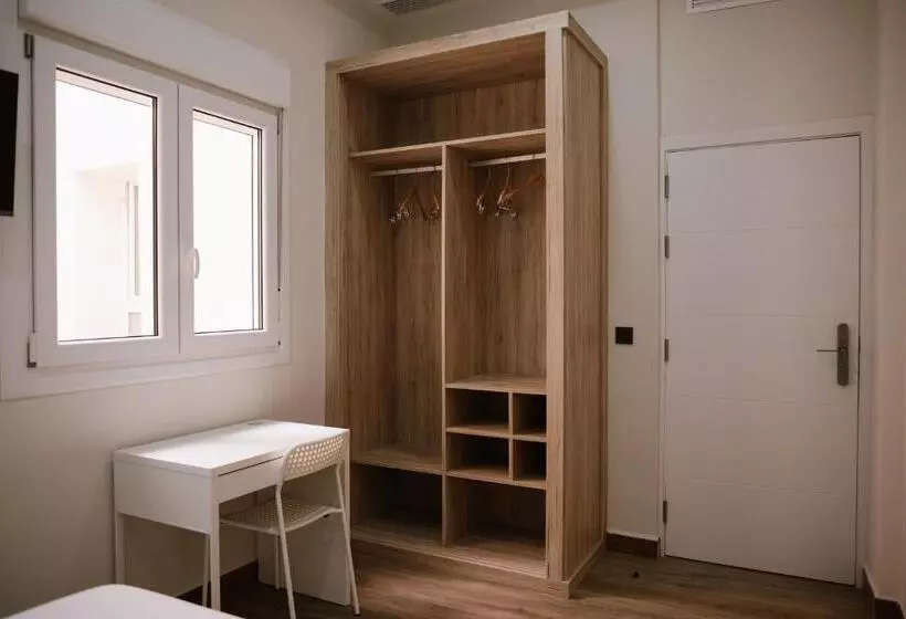 هتل Melilla Centro