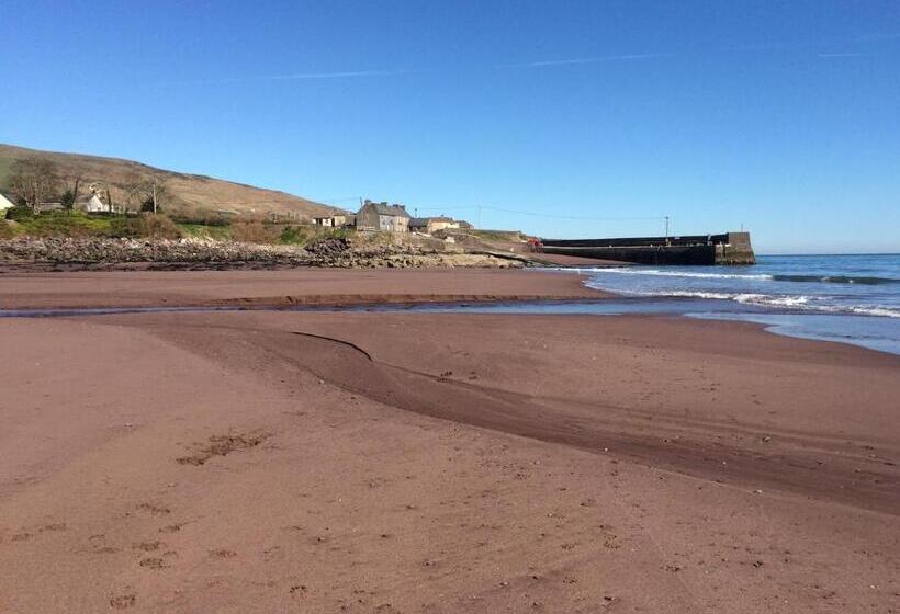 בית מלון כפרי The Cé Hideout