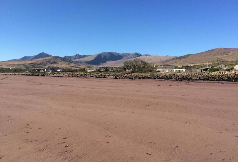 בית מלון כפרי The Cé Hideout