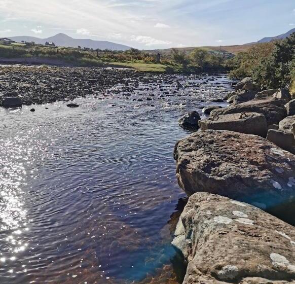 בית מלון כפרי The Cé Hideout