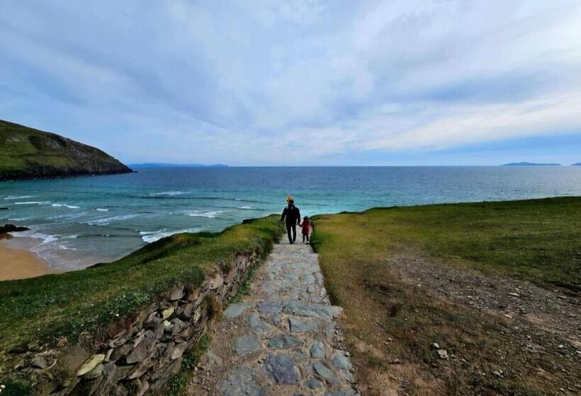 בית מלון כפרי The Cé Hideout