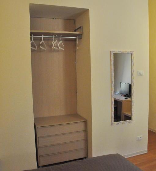 B&b Al Canto Del Cavour