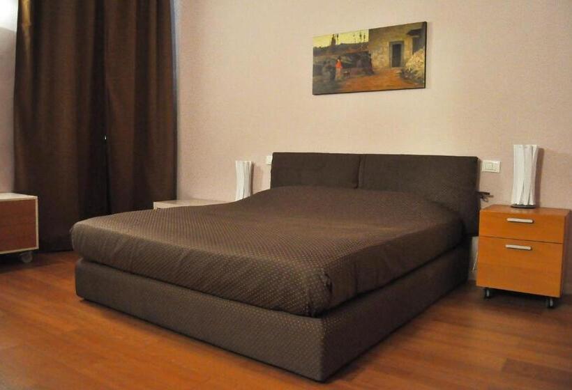 B&b Al Canto Del Cavour