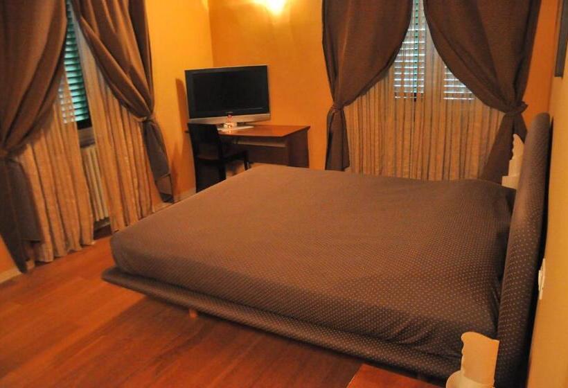 B&b Al Canto Del Cavour