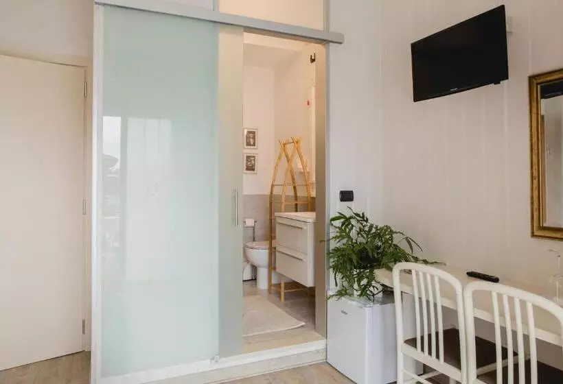 تختخواب و صبحانه Casa Ginev Room & Apartments