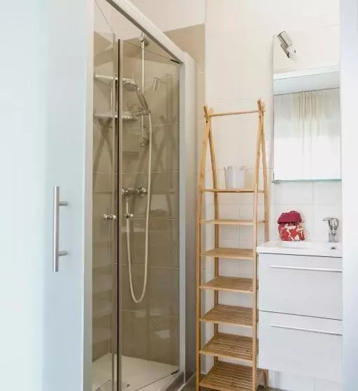 تختخواب و صبحانه Casa Ginev Room & Apartments