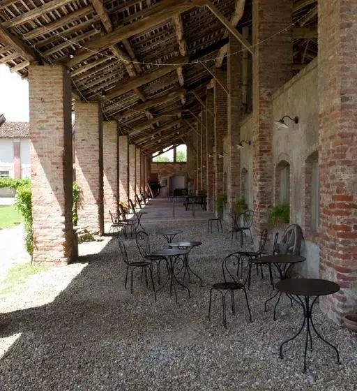 تختخواب و صبحانه Agriturismo Cascina Fiamberta